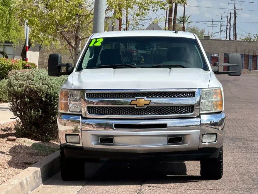 2012 Chevrolet Silverado 1500 LT photo 1