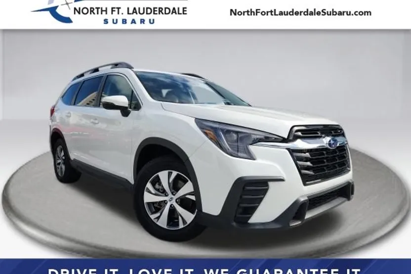 2023 Subaru Ascent Premium photo 1