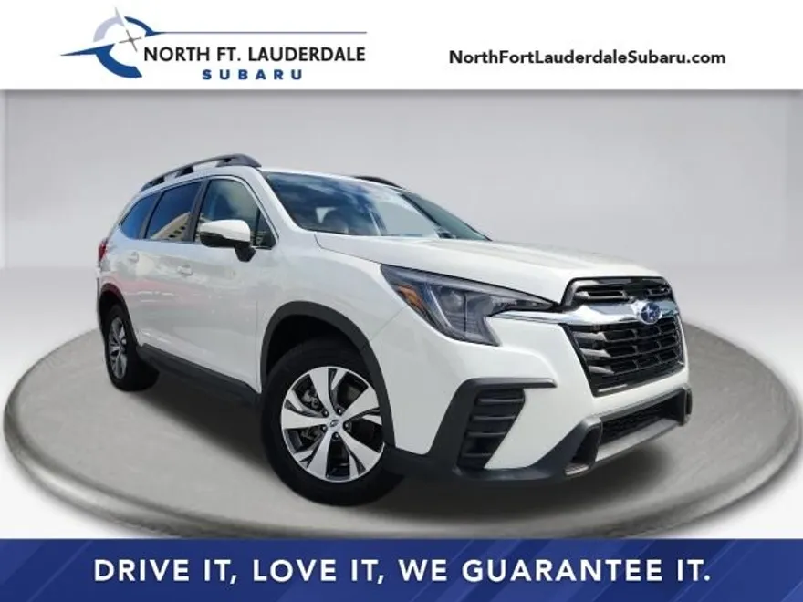 2023 Subaru Ascent Premium photo 1