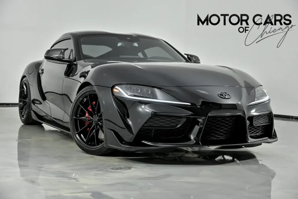 2025 Toyota Supra 3.0 Premium photo 1