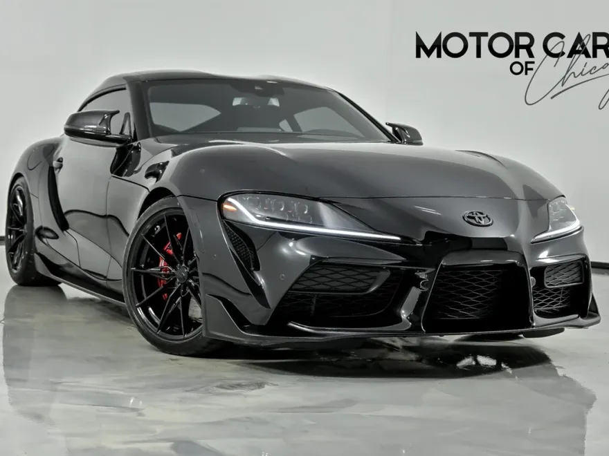 2025 Toyota Supra 3.0 Premium photo 1