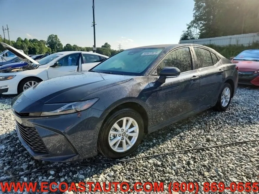 2025 Toyota Camry XSE photo 1