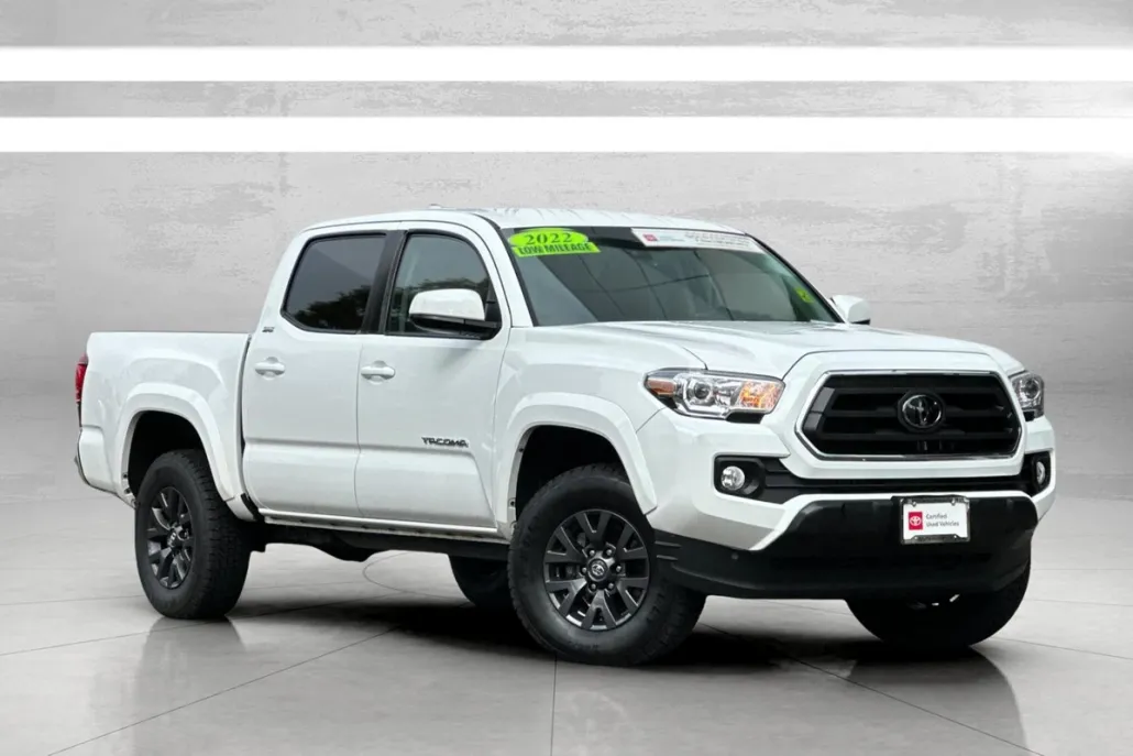 2022 Toyota Tacoma SR5 photo 1