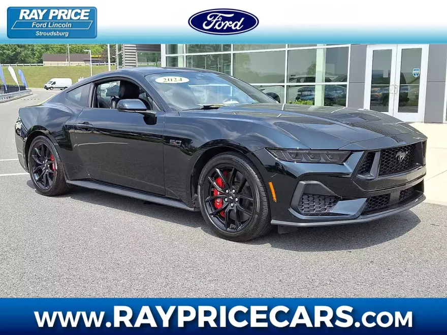 2024 Ford Mustang GT Premium photo 1