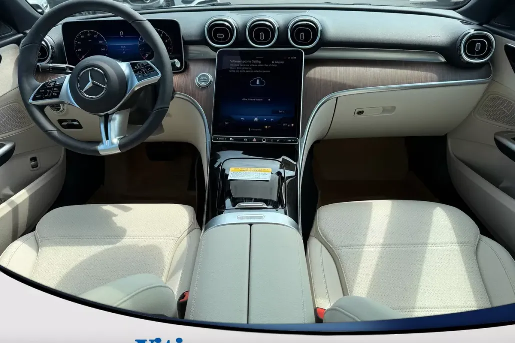 2025 Mercedes Benz C 300 4MATIC Sedan photo 1