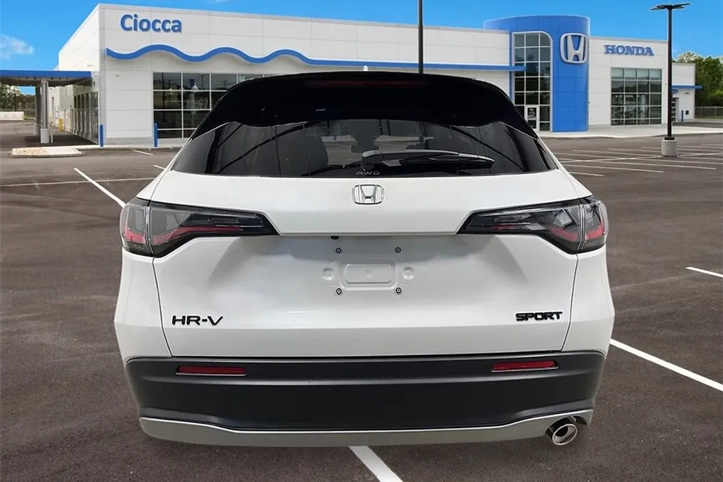 2026 Honda HR-V Sport photo 1