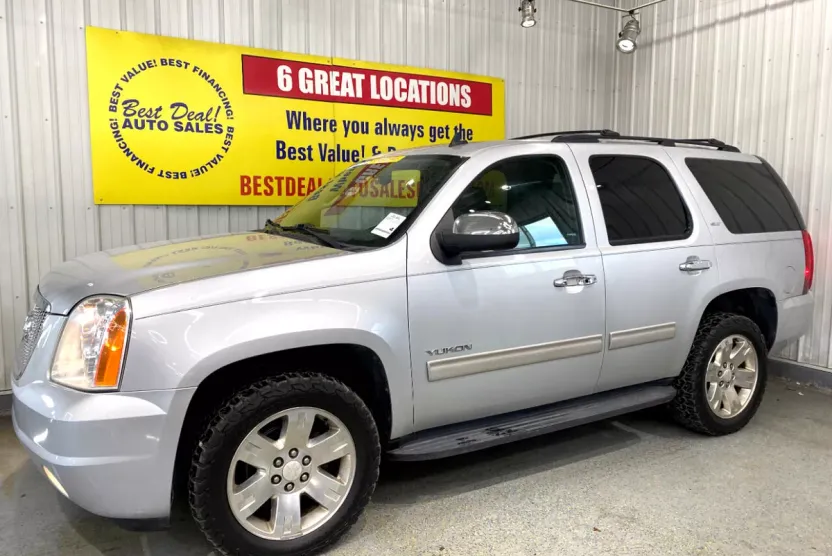 2013 Gmc Yukon SLT photo 1
