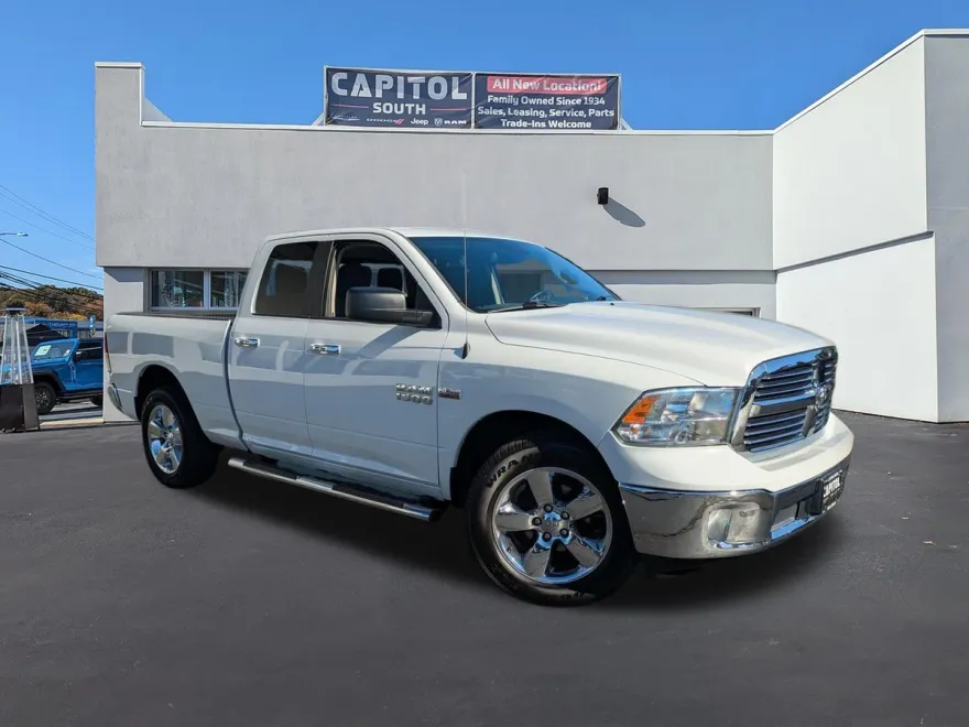 2016 Ram 1500 SLT photo 1