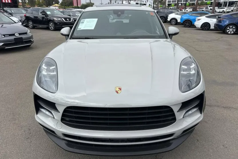 2019 Porsche Macan photo 1