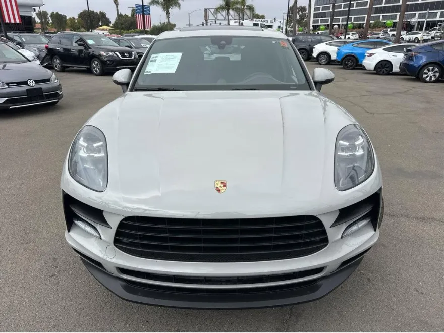 2019 Porsche Macan photo 1