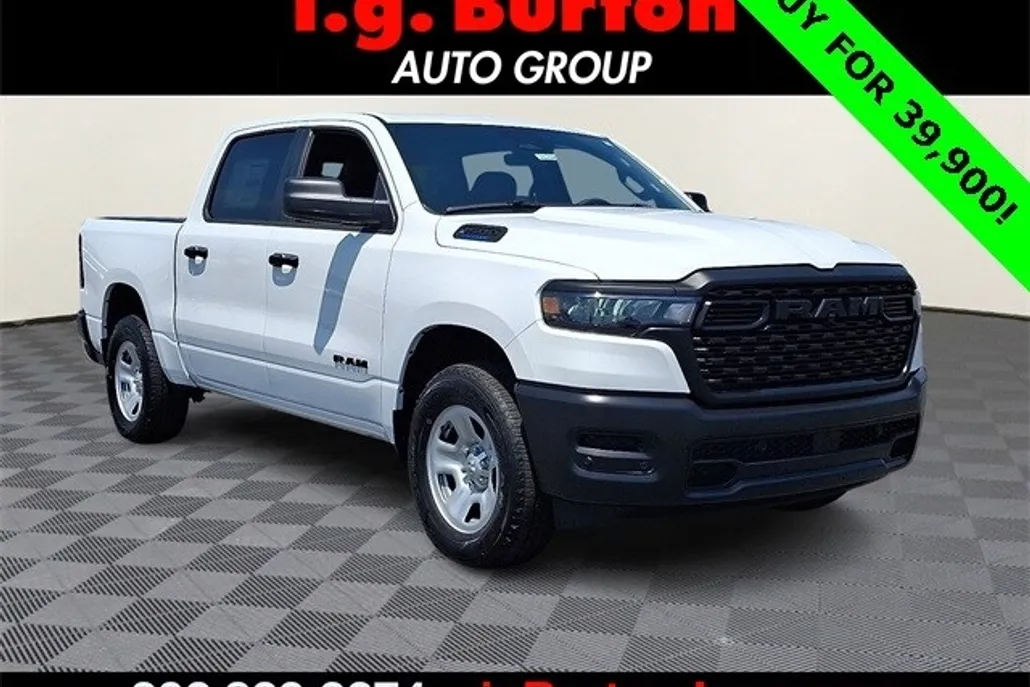 2025 Ram 1500 Tradesman photo 1