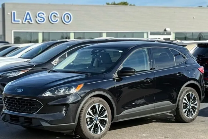 2021 Ford Escape SE photo 1
