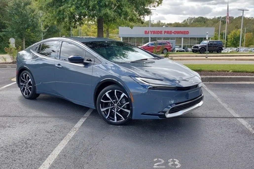 2024 Toyota Prius Prime XSE Premium photo 1