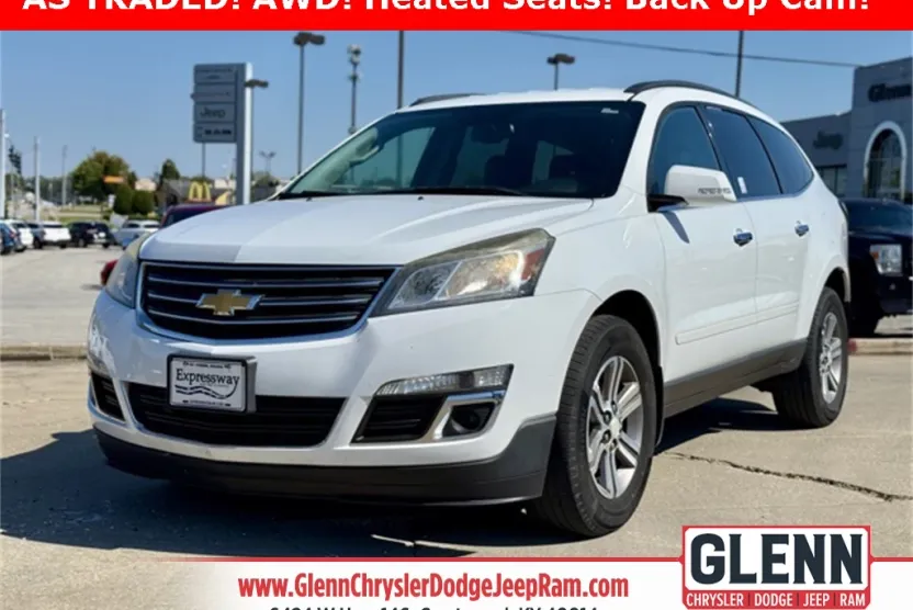 2016 Chevrolet Traverse 2LT photo 1