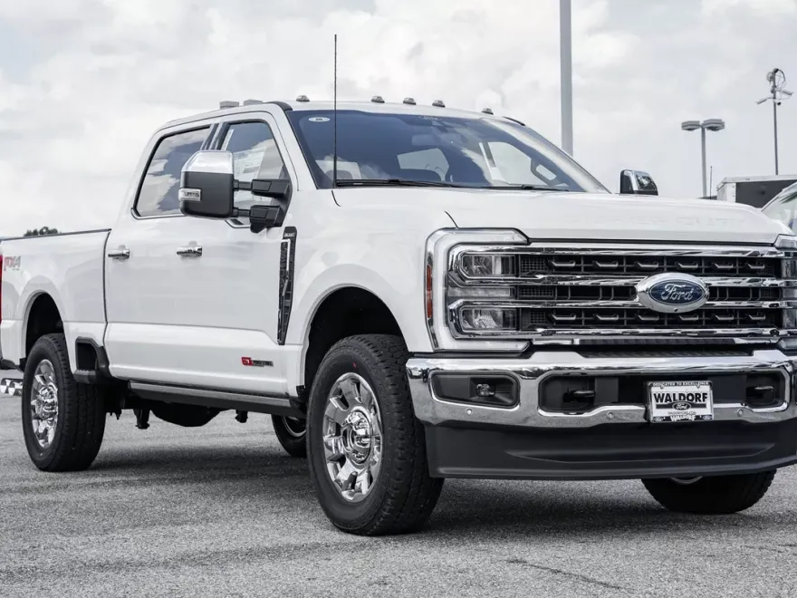 2025 Ford F-350 King Ranch photo 1