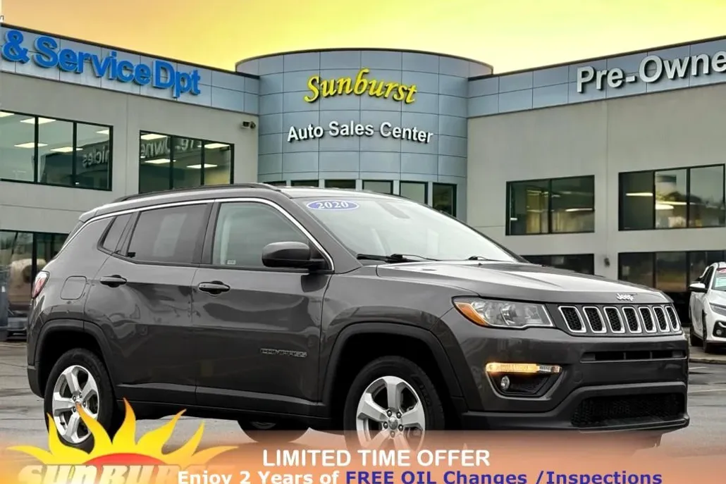 2020 Jeep Compass Latitude photo 1