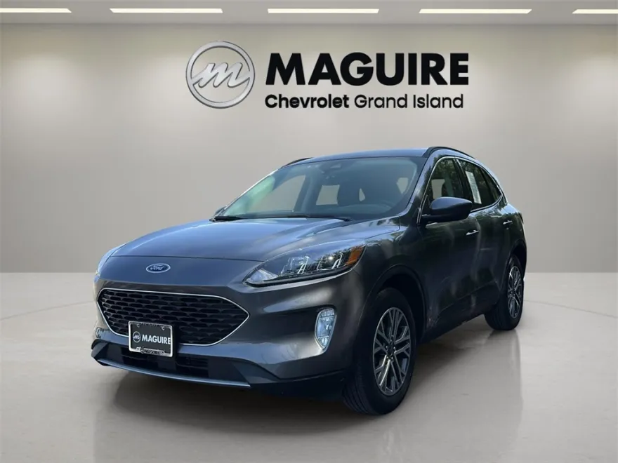 2022 Ford Escape SEL photo 1