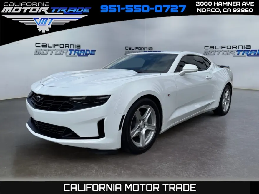 2024 Chevrolet Camaro 1LT photo 1