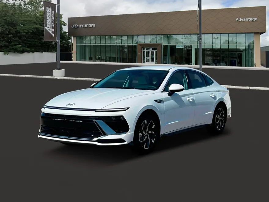 2025 Hyundai Sonata SEL photo 1