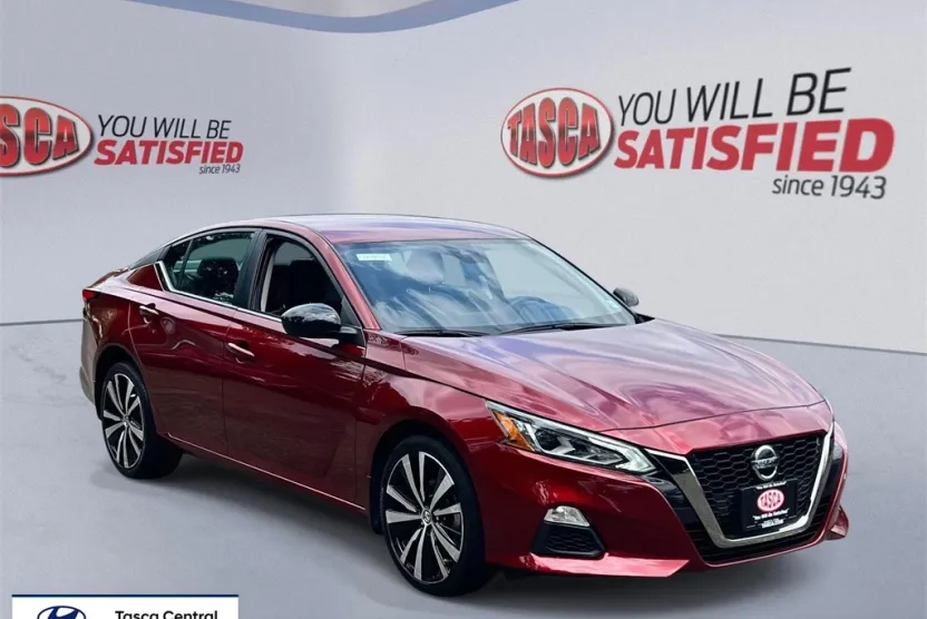 2022 Nissan Altima 2.5 SR photo 1