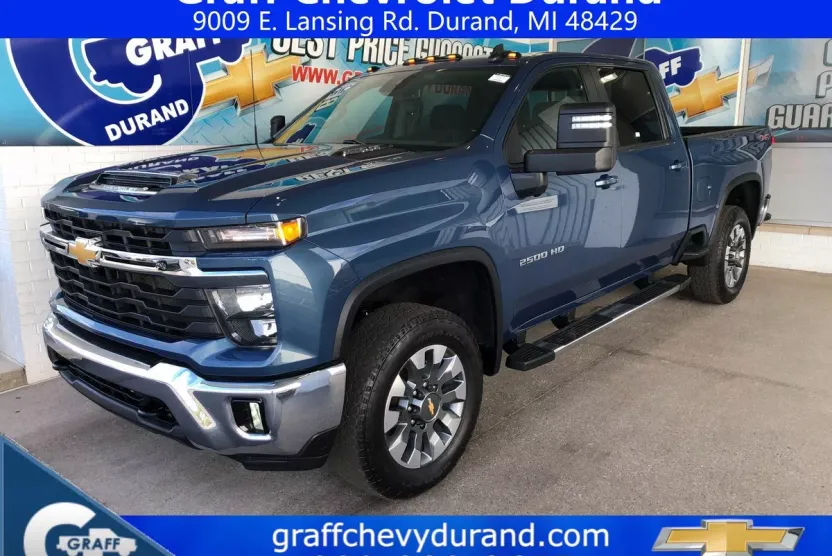 2024 Chevrolet Silverado 2500HD LT photo 1