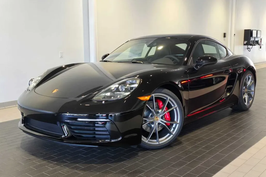 2025 Porsche Cayman S photo 1