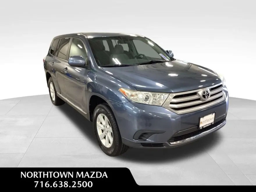 2013 Toyota Highlander Base Plus photo 1