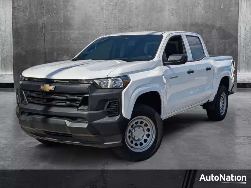 2025 Chevrolet Colorado LT photo 1