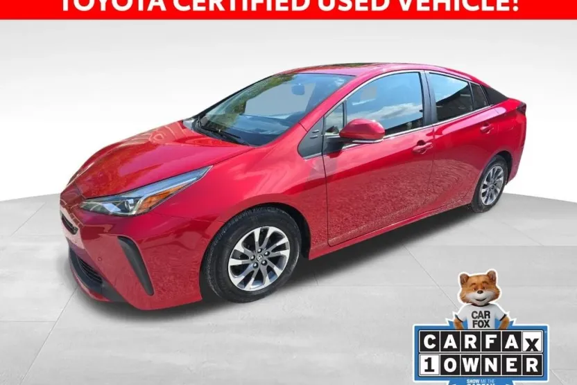 2021 Toyota Prius photo 1