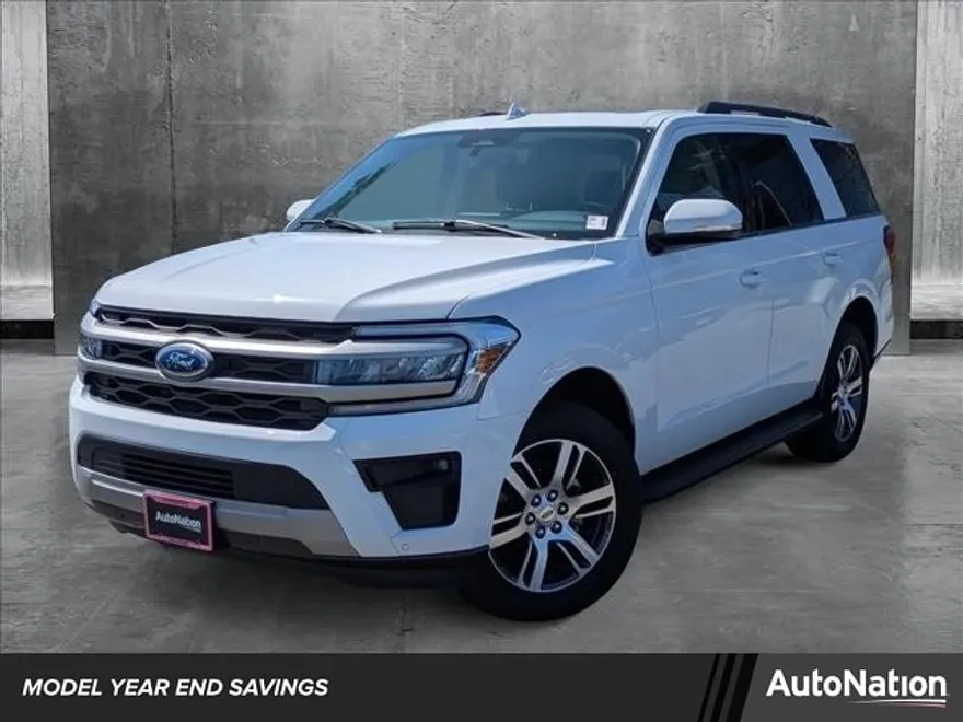 2024 Ford Expedition XLT photo 1