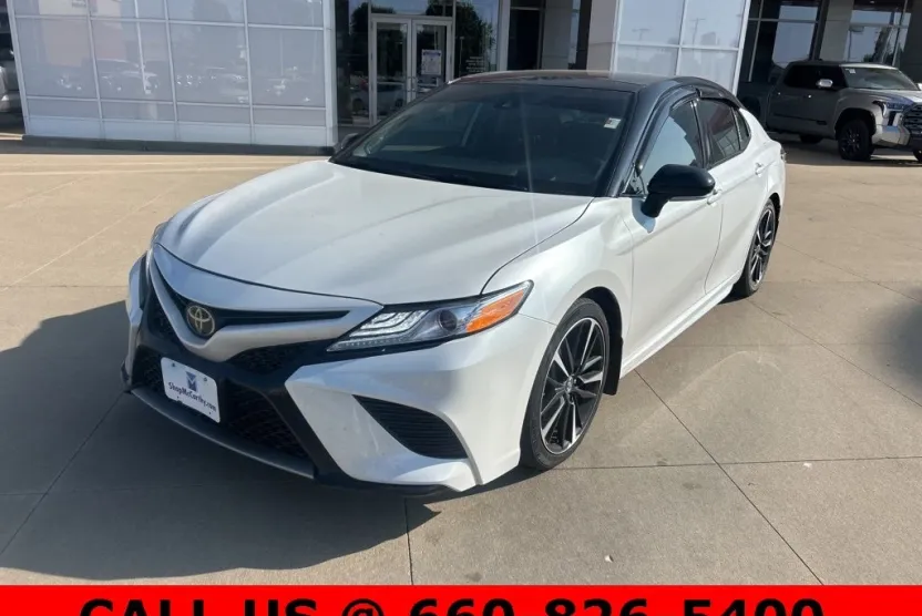 2020 Toyota Camry XSE V6 photo 1