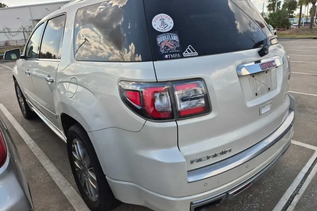 2015 Gmc Acadia Denali photo 1