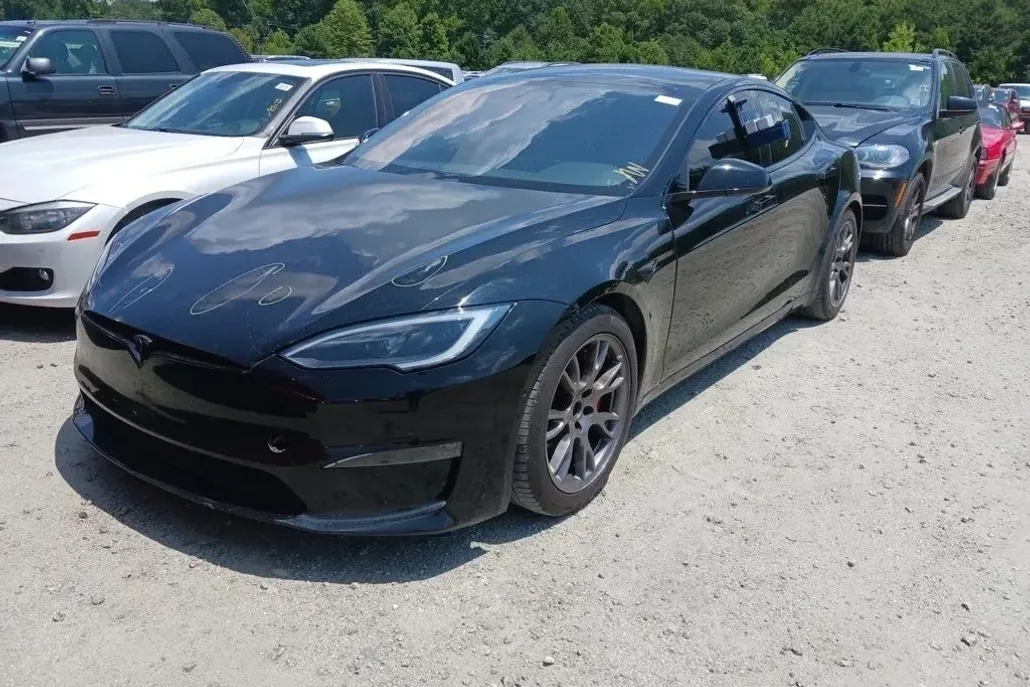 2023 Tesla Model S Plaid photo 1
