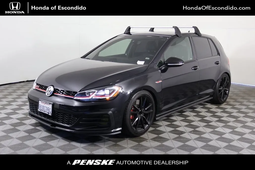 2021 Volkswagen Golf GTI SE photo 1
