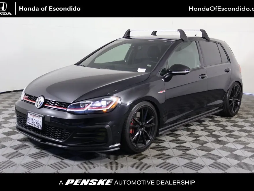 2021 Volkswagen Golf GTI SE photo 1