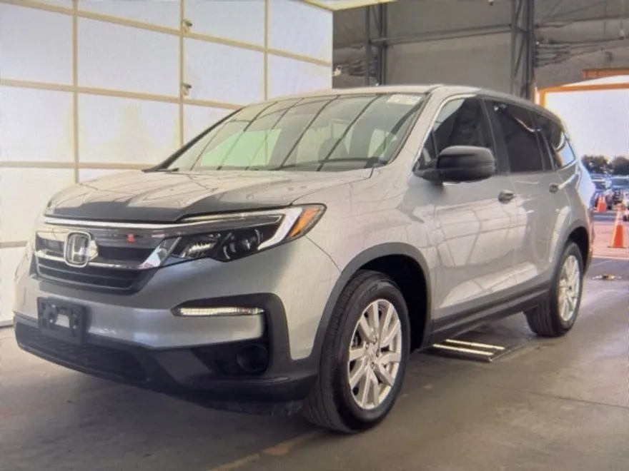 2020 Honda Pilot LX photo 1