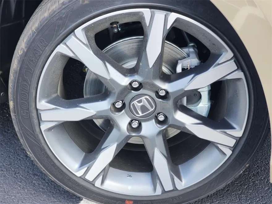 2026 Honda Civic Hybrid Sport Touring photo 1