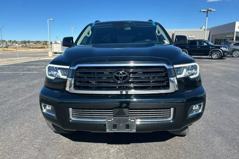 2022 Toyota Sequoia TRD Sport photo 1
