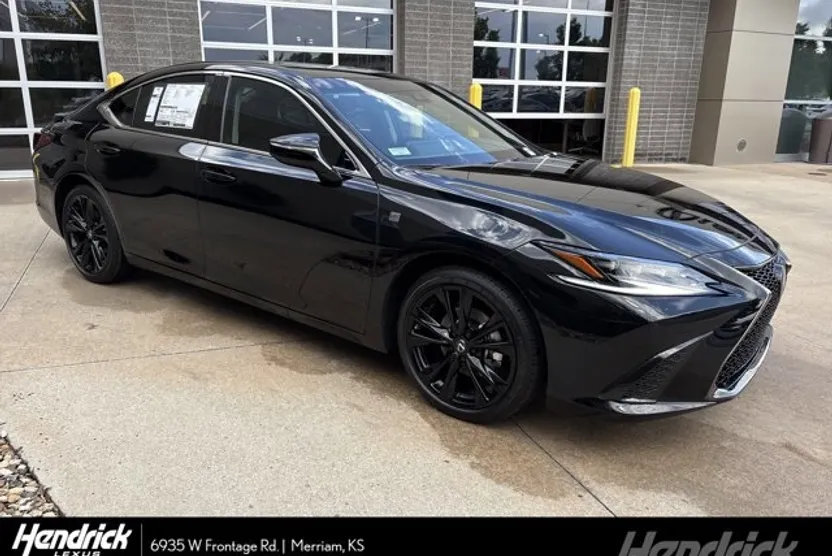 2025 Lexus ES 300h F SPORT Design photo 1