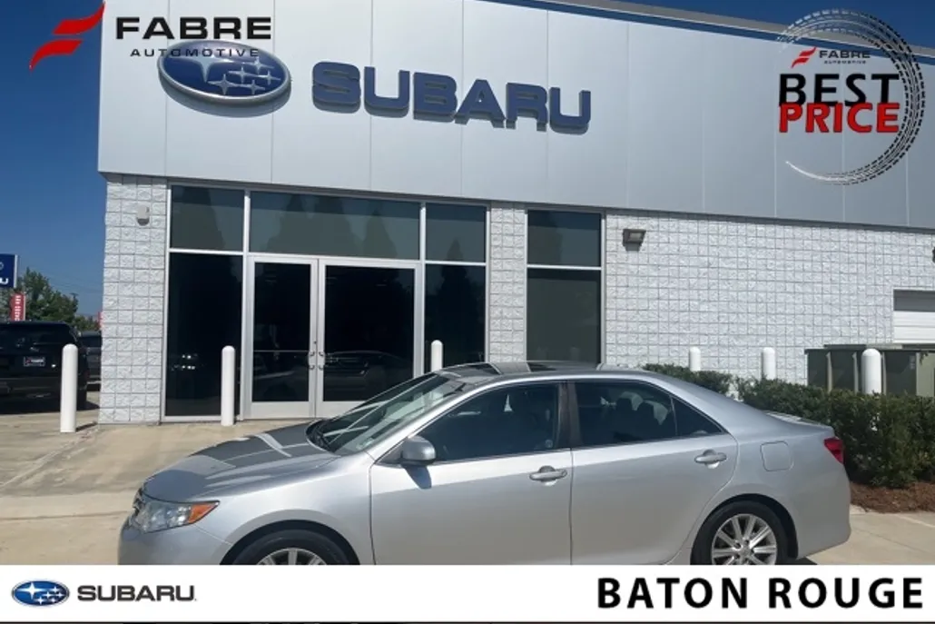 2014 Toyota Camry XLE photo 1