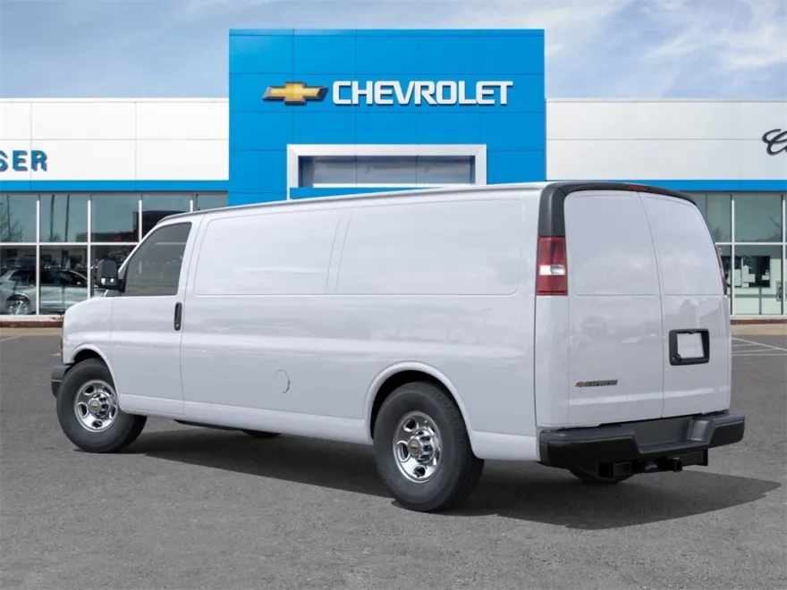 2025 Chevrolet Express Cargo 2500 photo 1