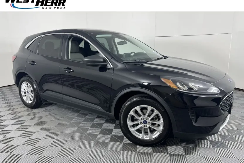 2022 Ford Escape SE photo 1