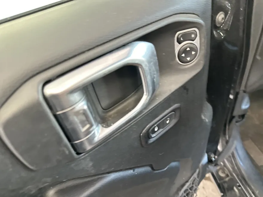 2018 Jeep Wrangler Unlimited Sport S photo 1
