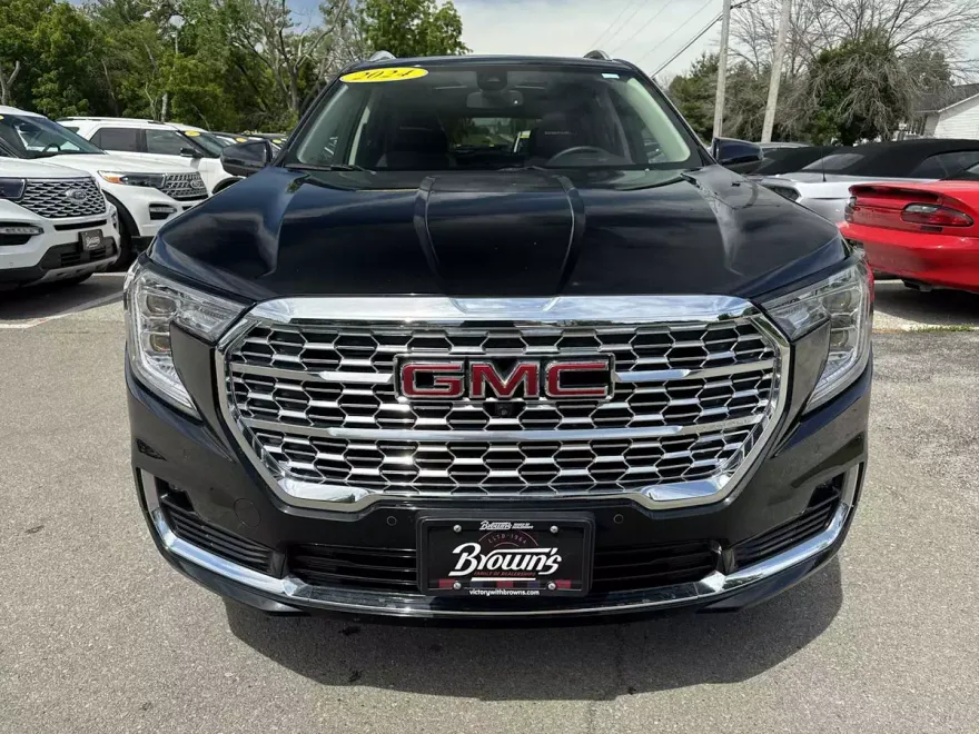 2024 Gmc Terrain Denali photo 1