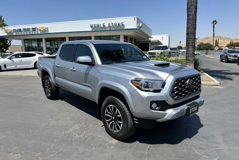2023 Toyota Tacoma 4x4 SR photo 1