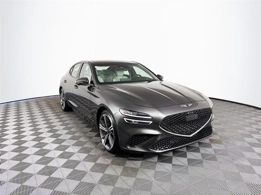 2025 Genesis G70 3.3T Sport Prestige photo 1