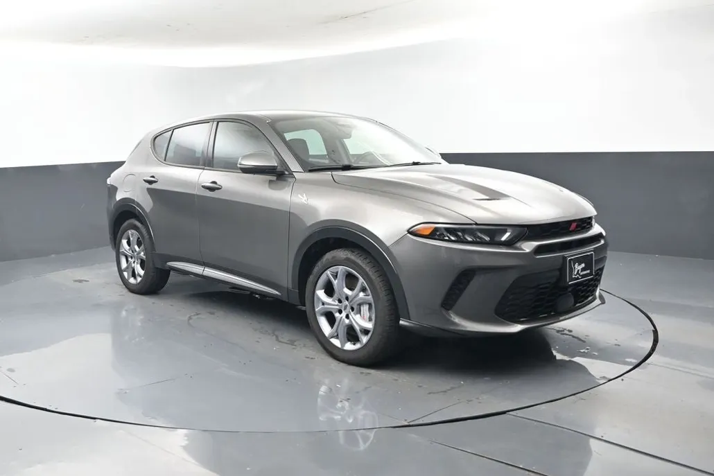 2024 Dodge Hornet R/T photo 1