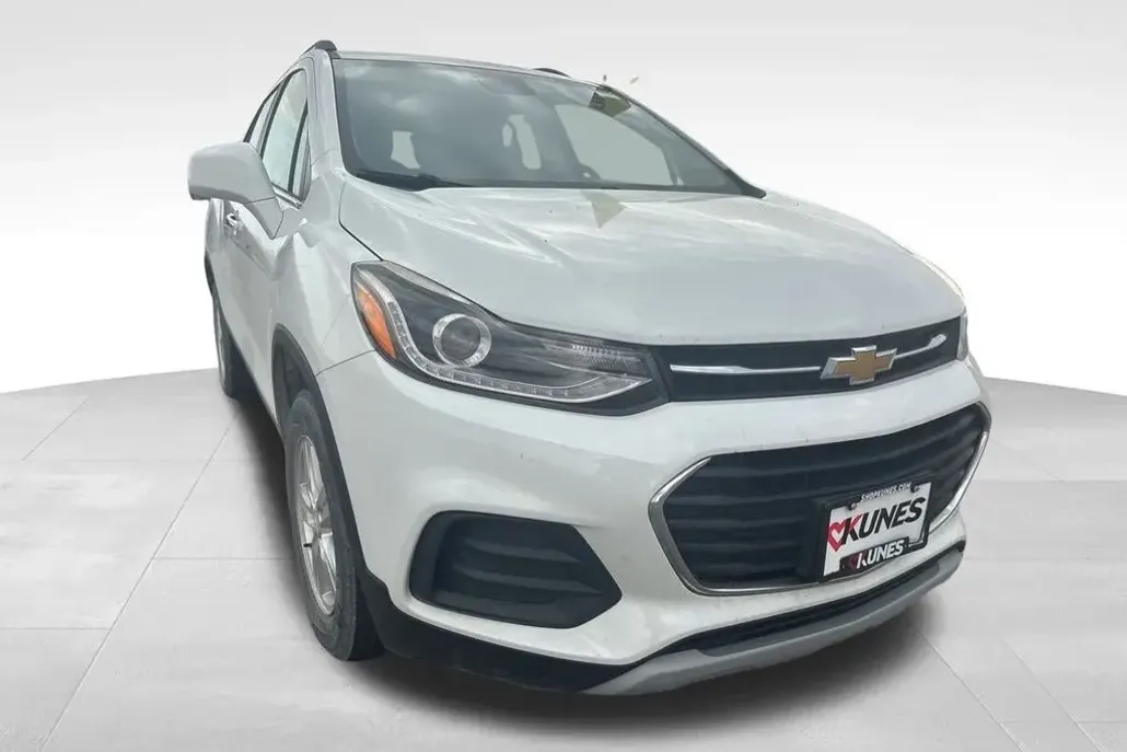 2018 Chevrolet Trax LT photo 1