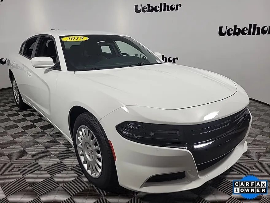 2019 Dodge Charger photo 1