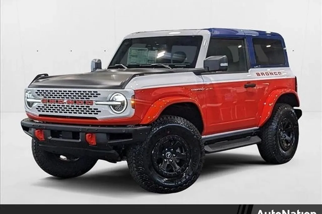 2025 Ford Bronco First Edition photo 1